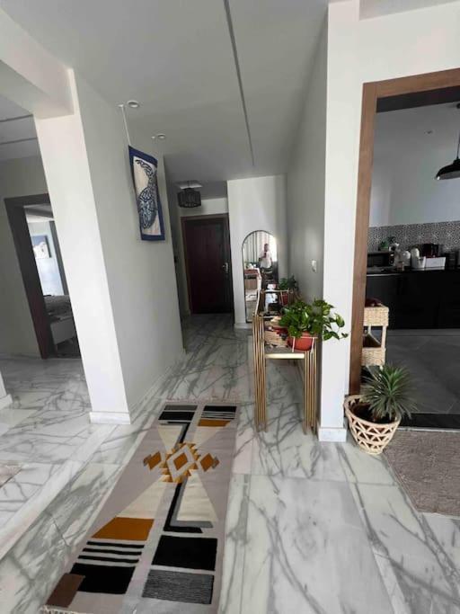 Newly Refurbished Flat,Marble Floors.Central 开罗 外观 照片